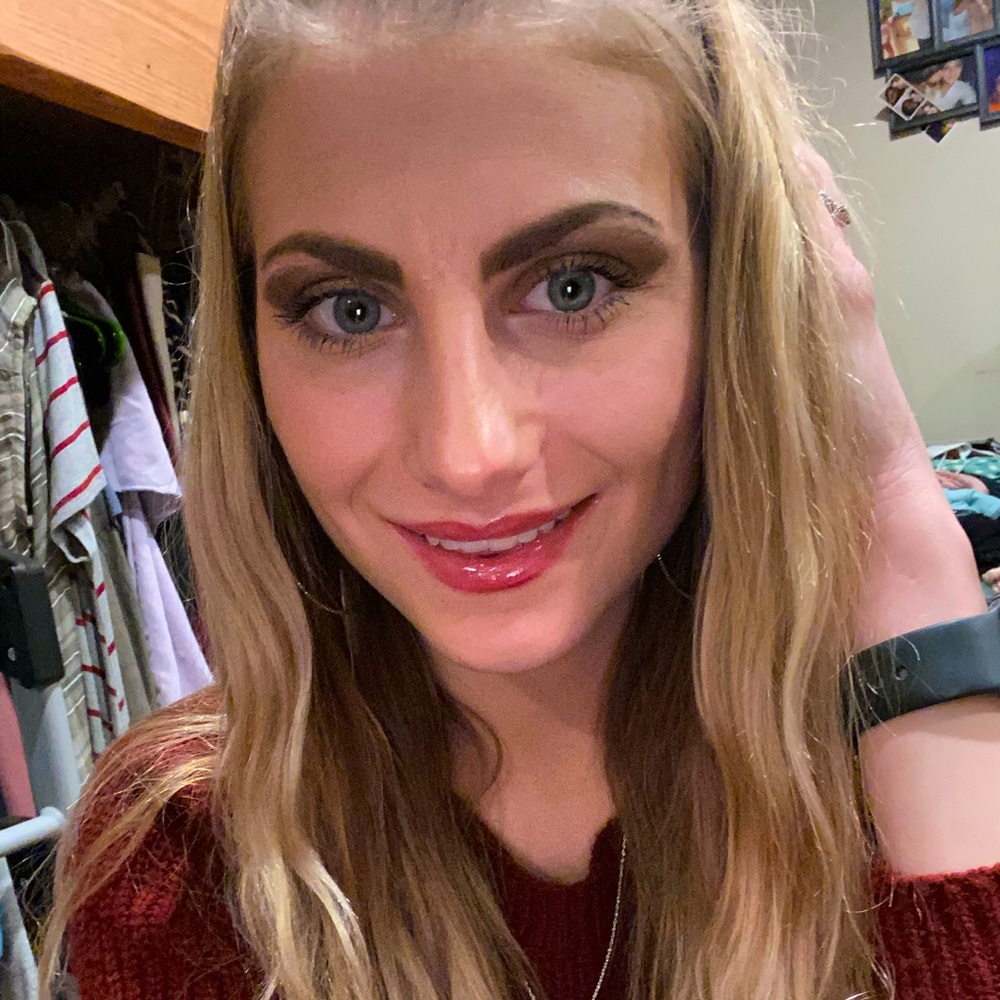 Meet your Posher, Kristen